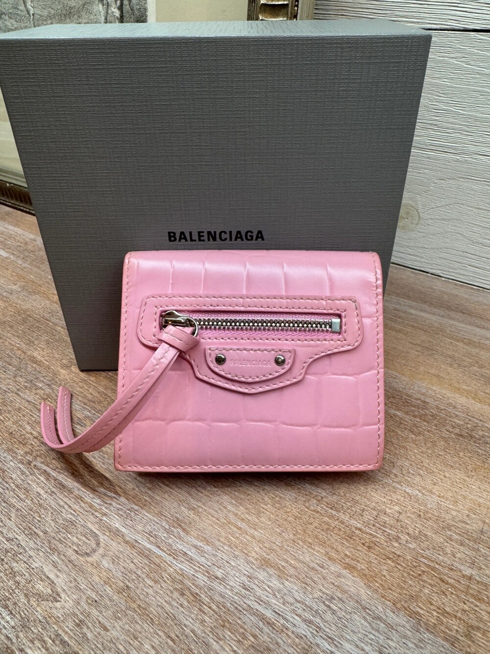 6367 - Balenciaga Leather Neo Classic Mini City Wallet